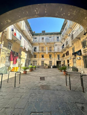 HV Suites DECUMANUS Napoli
